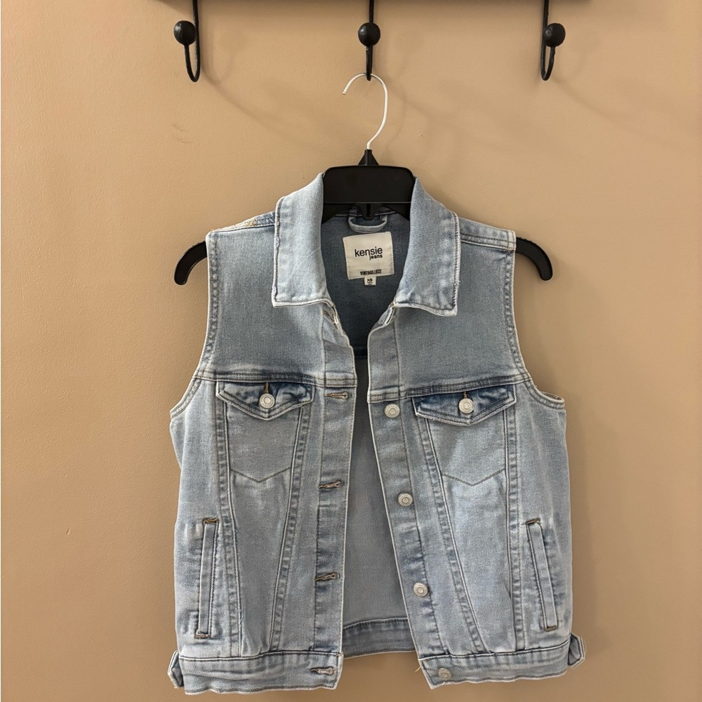 Kensie Jeans Vintage Luxe Denim Vest
